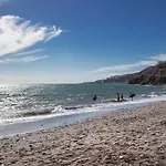 Διαμέρισμα Paradise 4 *