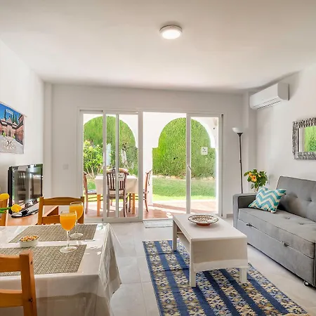Apartment Paradise *