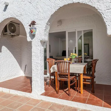 Paradise Apartment *